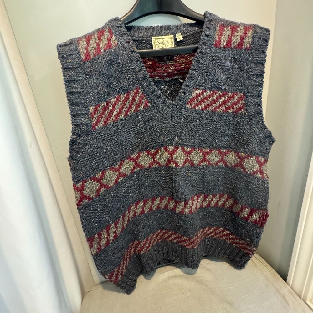 Vintage Gaeltarra Ireland Wool Sweater Vest Gray Maroon V-Neck L 44”